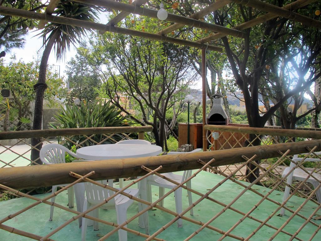 Aparthotel Villa Marinu Forio  Exterior photo