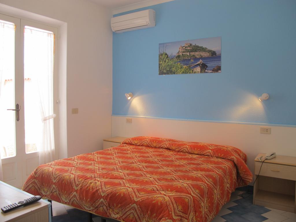 Aparthotel Villa Marinu Forio  Exterior photo